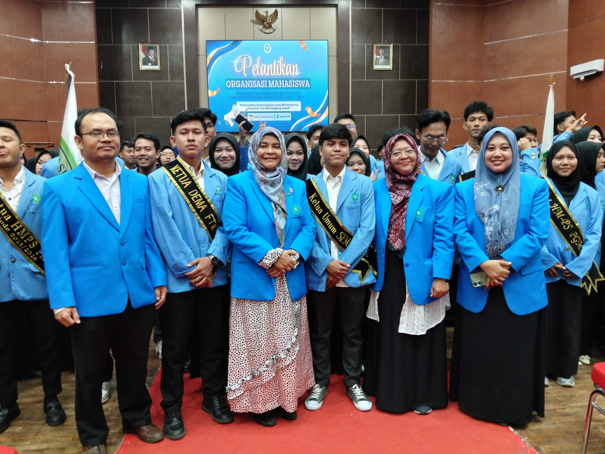Foto Bersama Pimpinan Fakultas dan Pengurus Ormawa Tahun 2026